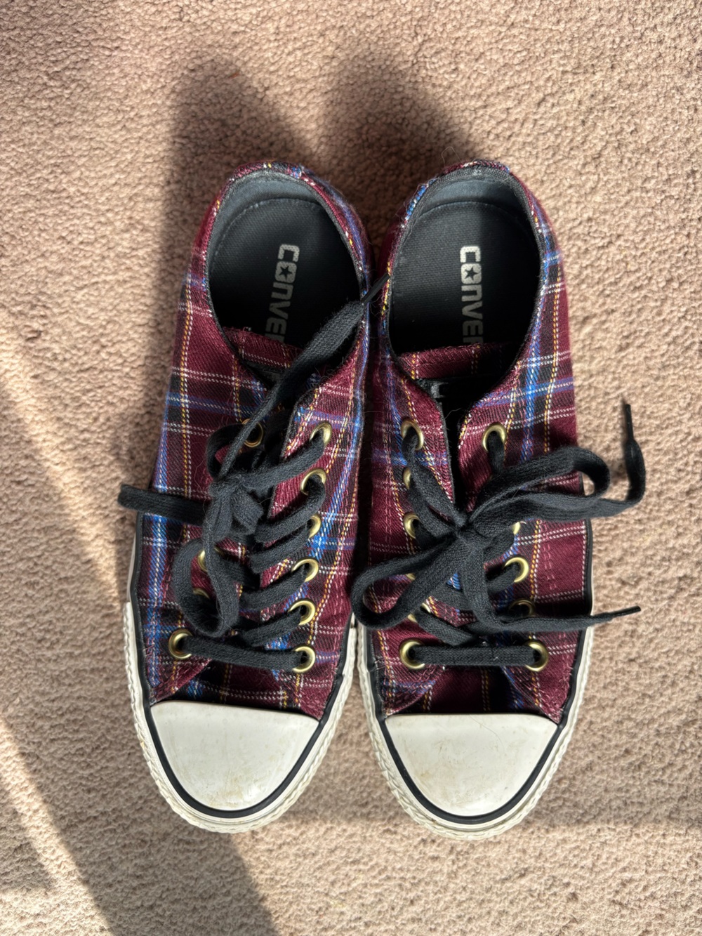 Plaid Low-Top ConverseSneakers - Burgundy and Black - Picture 3 of 7